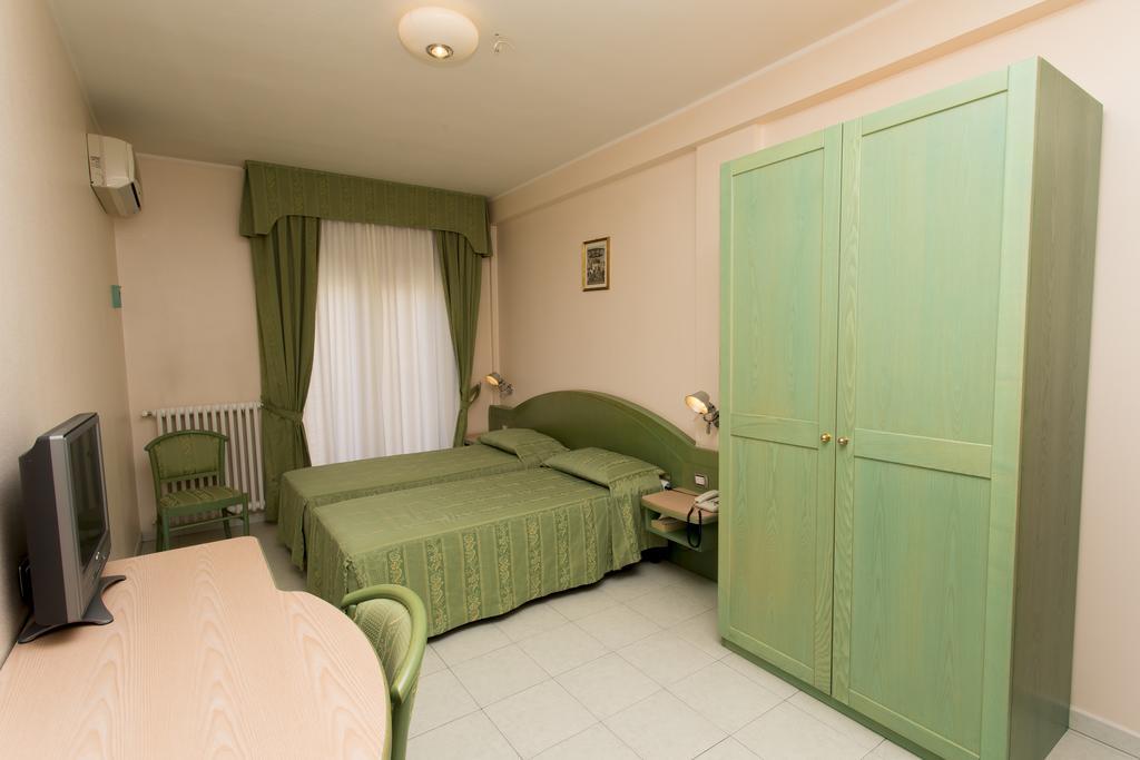 Hotel Grillo Nuoro  Pokój zdjęcie